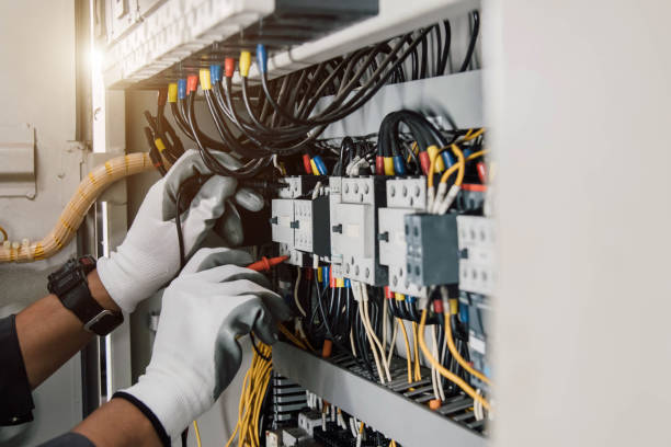 Best Licensed Electrician  in Deenwood, GA
